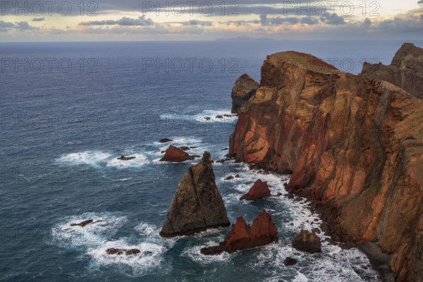 Volcanic peninsula, Ponta de São Lourenço, Ponta de Sao Lourenco, rocky coast, Punta de San Lorenzo, Madeira, Portugal