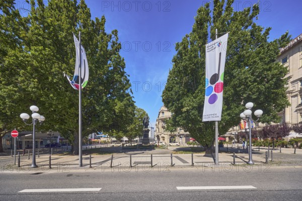 Flags on flagpoles, Rheingau Music Festival, A summer full of music, lantern, general architecture, trees, blue sky, cirrus clouds, Wilhelmstraße, Wiesbaden, state capital, district-free city, Hesse, Germany