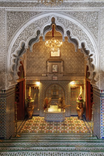 Detail of an artfully decorated room with mosaics
