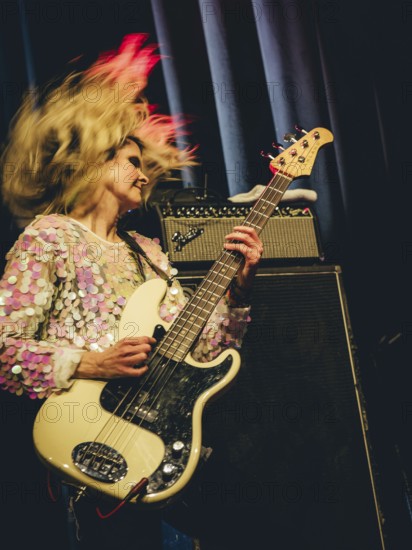 Charlotte Cooper, singer and bass player from The Subways live on For Eternity Tour 2025 at Hole44 in Berlin on 29.11.2025