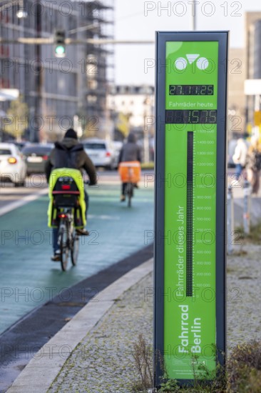 Bicycle barometer on Karl-Marx-Allee in Berlin, the number of bicycles passing by the counting point, cycle path is measured via an induction loop, there are 3 bicycle barometer locations and a total of 24 cycle traffic counting points in the city, they should provide data for planning cycling, Germany