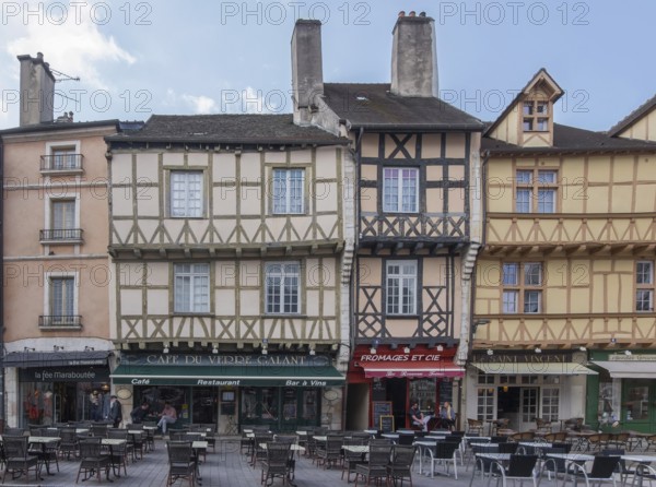 Half-timbered houses on Place Saint Vincent, Chalon-sur Saone, Saône-et-Loire department in the Bourgogne-Franche-Comté region, Burgundy, France