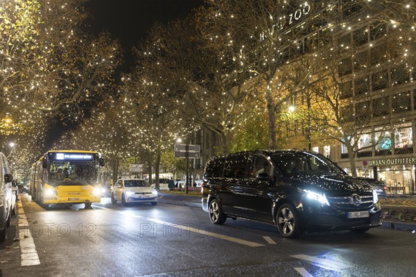 Christmas lights on Kurfürstendamm on 25.11.2025. The magnificent boulevard is illuminated with 150, 000 lights between Breitscheidplatz and Halensee