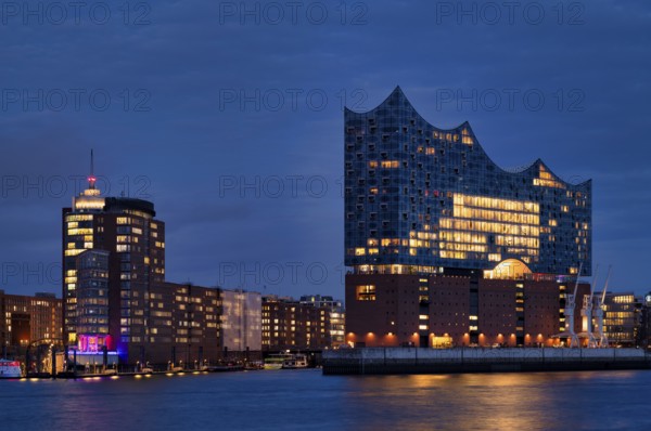 View over the Norderelbe to Elbe Philharmonic Hall, Elphie, Columbus House, Hafencity, Kehrwiederspitze, Free and Hanseatic City of Hamburg, blue hour, evening light, twilight, Germany