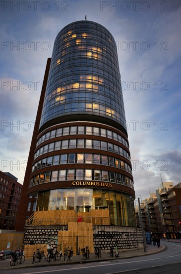 Columbus House, Hafencity, Free and Hanseatic City of Hamburg, twilight, evening, blue hour, Germany