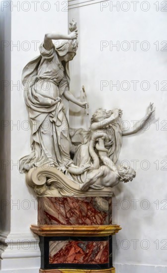 Interior photos in St. Salvator Cathedral in Fulda, officially High Cathedral in Fulda, center of the Fulda Baroque Quarter and landmark of the city, Fulda, Hesse, Germany