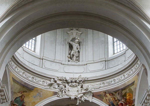 Interior photos in St. Salvator Cathedral in Fulda, officially High Cathedral in Fulda, center of the Fulda Baroque Quarter and landmark of the city, Fulda, Hesse, Germany