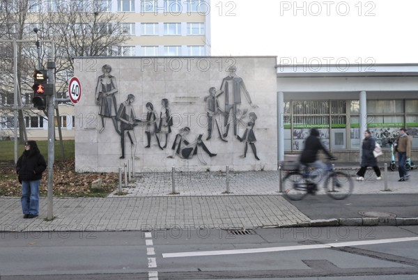 Relief in the entrance area of the University of Erfurt on Nordhäuser Straße