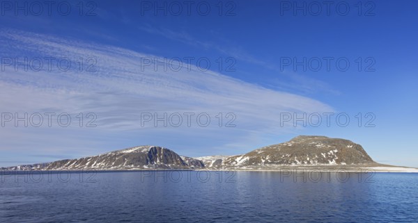 Phippsøya, Phipps Island in the Arctic Ocean, largest island in Sjuøyane, archipelago north of Nordaustlandet in summer, Spitsbergen, Svalbard