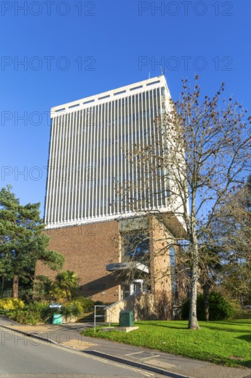 The Physics building, Streatham Campus, University of Exeter, Exeter, Devon, England, UK architect Sir Basil Spence 1962