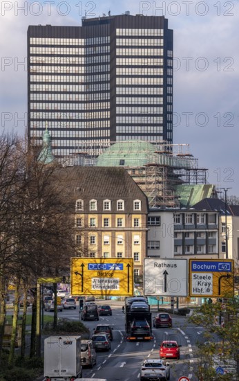 Downtown traffic in Essen, Bernestraße, Town Hall, North Rhine-Westphalia, Germany