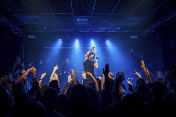 Tom Grennan live on Grennan '25 tour at Bi Nuu in Berlin on 13.11.2025