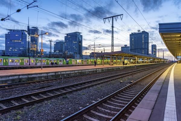 S-Bahn, in Essen main station, passengers on the platform, North Rhine-Westphalia, Germany