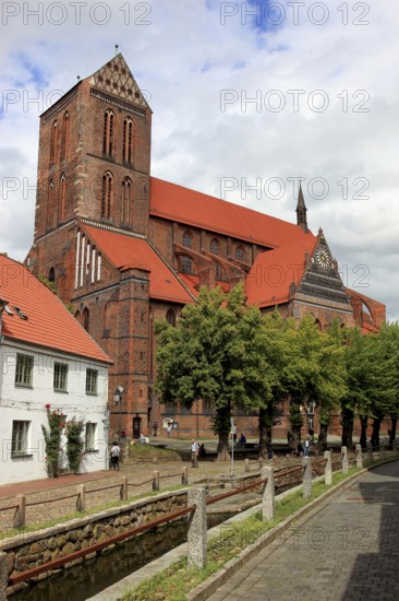 St. Nicholas Church, important building of North German brick Gothic and part of the UNESCO World Heritage Site, Wismar, Northwest Mecklenburg district, Mecklenburg-Western Pomerania, Germany