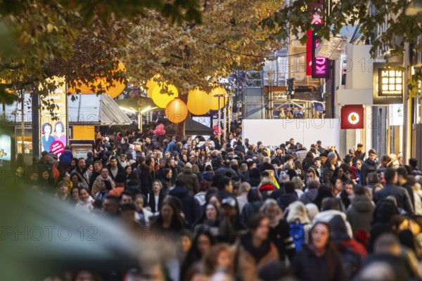 Stuttgart glows in 2025. Long shopping night in the city center. Light installations and other attractions attracted crowds of visitors. The campaign was organized by the Stuttgart City Initiative (CIS) . Stuttgart, Baden-Württemberg, Germany