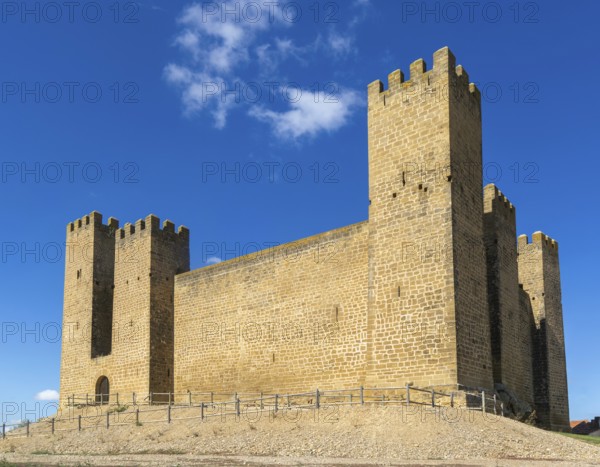 Historic walls and towers of Castillo de Sádaba, Sadaba castle, Zaragoza province, Aragon, Spain