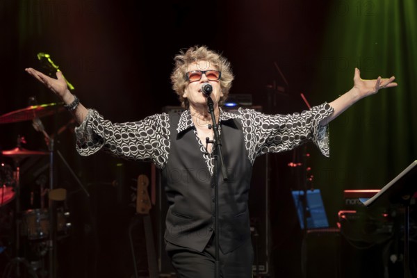 Singer Richard Butler, The Psychedelic Furs, rock band, UK, Live 2025 tour, concert on 08.11.2025 at Columbia Theater, Berlin, Germany > English> The Psychedelic Furs, rock band, UK, live 2025 tour, concert on November 8, 2025 at the Columbia Theater, Berlin, Germany