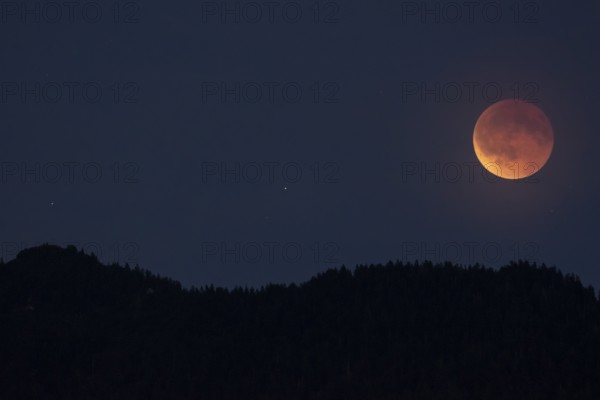 Full moon, blood moon, lunar eclipse, 2025, Upper Bavaria, Bavaria, Germany