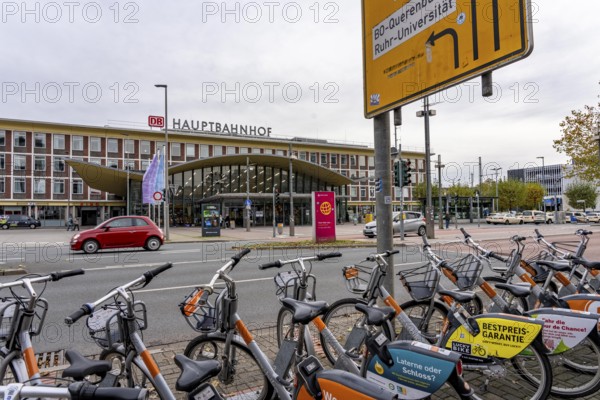Bochum Central Station, Station Hall, Station Foreground, Bicycle Parking, Nextbike Station, Metropolradruhr, North Rhine-Westphalia, Germany