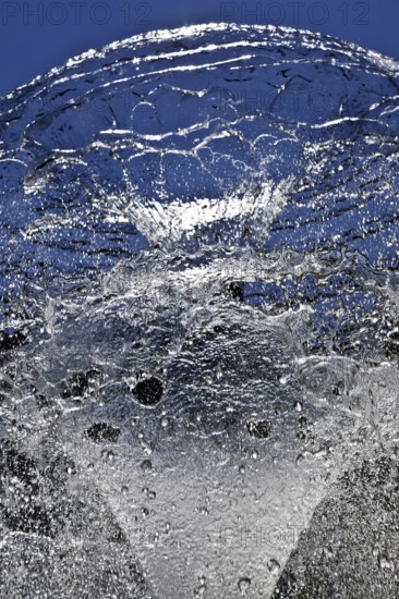 Water bell fountain in the spa garden, detail, Bad Homburg vor der Höhe, Hesse, Germany