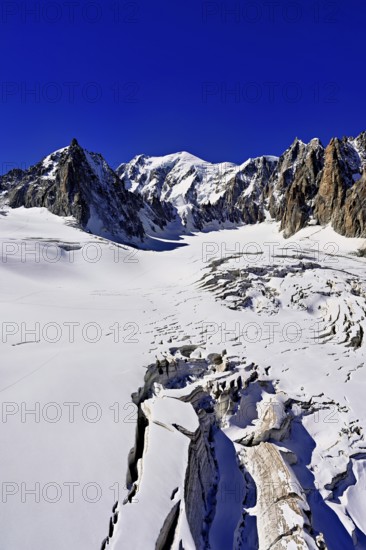 View of the mountains from the Télécabine Panorama Railway, La Tour Ronde, Mont Blanc, Mont Maudit, Le Mont Blanc du Tacul, in the foreground the glacier du Géant, Chamonix-Mont-Blanc, Haute-Savoie, France