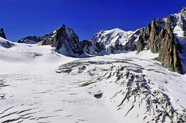 View of the mountains from the Télécabine Panorama Railway, La Tour Ronde, Mont Blanc, Mont Maudit, Le Mont Blanc du Tacul, in the foreground the glacier du Géant, Chamonix-Mont-Blanc, Haute-Savoie, France