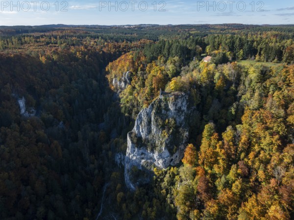 Aerial view of the viewpoint, shovels and Hausen Castle, also known as the Hausen ruins, surrounded by autumn vegetation, a ruin of a castle above the village of Hausen in the valley in the Upper Danube Valley, Beuron, Sigmaringen district, Baden-Württemberg, Germany