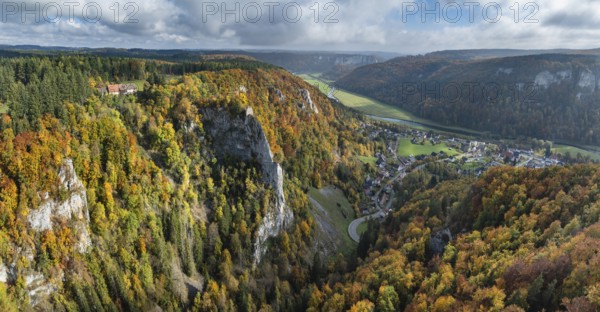 Aerial view, panorama from the viewpoint, shovels and Hausen Castle, also known as the Hausen ruins, surrounded by autumn vegetation, a ruin of a castle above the village of Hausen in the valley in the Upper Danube Valley, Beuron, Sigmaringen district, Baden-Württemberg, Germany