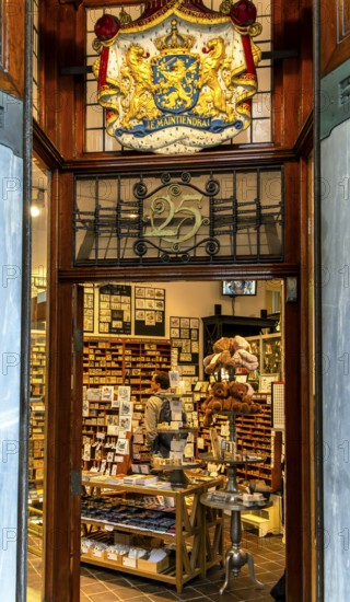 The Posthumus Shop, stationery boutique, shop façade with decorative stamp motifs, St. Luciensteeg, Amszerdam, the Netherlands