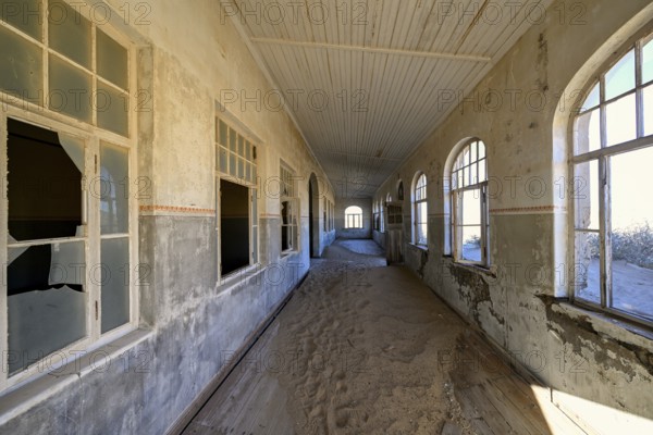 Former residential building, interior photo, Kolmanskop, restricted diamond area, near Lüderitz, Karas region, Namibia