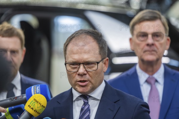 Federal Environment Minister Carsten Schneider during his visit to the Volkswagen vehicle plant in Zwickau, Zwickau, Saxony, Germany