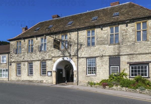 Old Ship Inn, Mere, Wiltshire, England, UK architect Henry Andrews 1711 former hotel and pub now converted to residential use