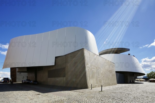 Natukundemuseum, museum shows underwater world of the cold seas, opening 12.07.2008, modern architecture, sunbeams, view from Neue Semlower Straße, Stralsund, Mecklenburg-Vorpommern, Germany