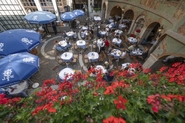 Beer garden in the inner courtyard of Augustiner Bräu, Munich, Bavaria, Germany