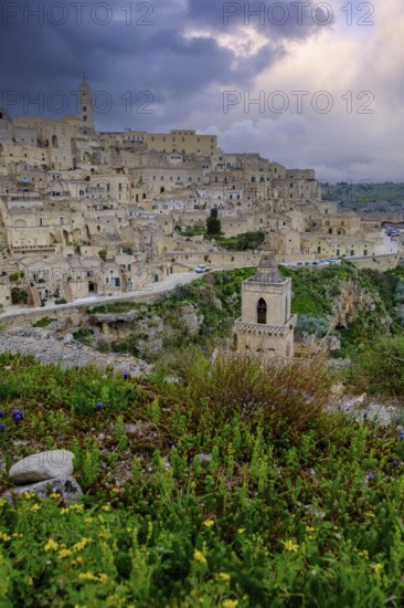 Church of San Pietro Caveoso, cave settlement, cave dwellings, houses, Sassi, Matera, Unesco World Heritage Site, Basilicata, Italy