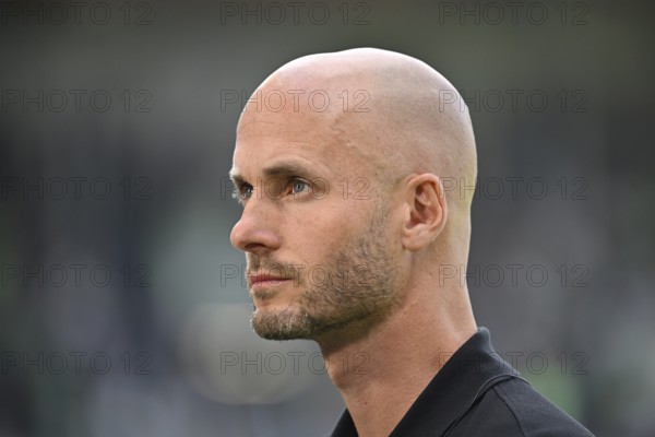 Coach Paul Simonis VfL Wolfsburg Portrait Voith-Arena, Heidenheim, Baden-Württemberg, Germany