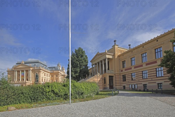 State Theatre and State Museum, Schwerin, Mecklenburg-Vorpommern, Germany