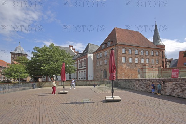 Castle Gate and European Hanseatic Museum, Tourists, Museum, Marstallweg, Old Town, Lübeck, Schleswig-Holstein, Germany