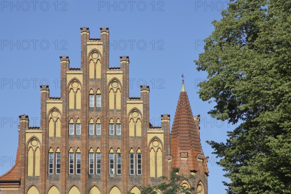 Gable of the Marienwerkhaus, Altes Werkhaus, today's vicarage of the Mariengeimeinde with stepped gable, brick building, Old Town, Lübeck, Schleswig-Holstein, Germany