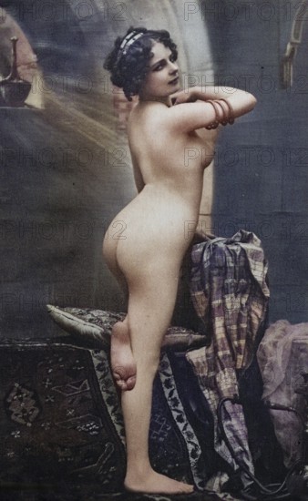 Nude woman from around 1899, erotic postcard, playgirl, nude woman in classic pose, with decorative fabric and colour effects, coloured, reproduction of a photo from around the turn of the century, historical, digitally restored reproduction of an old original, exact date unknown
