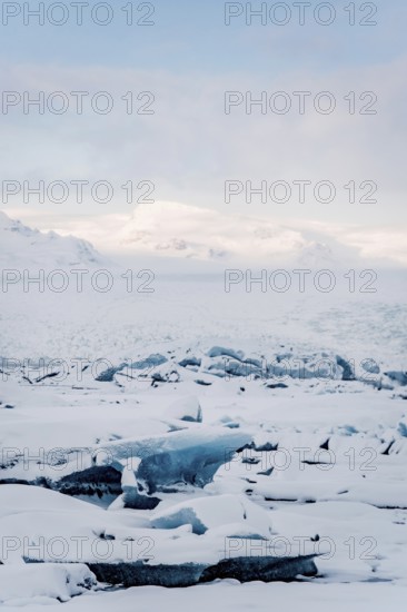 Jökulsarlon, icebergs, ice, glacial lake, Vatnajökull Glacier, winter, snow, sunset, Iceland* Jökulsarlon, Growler, Ice, Glacierlagoon, Vatnajökull Glacier, Snow, Sunset, Iceland