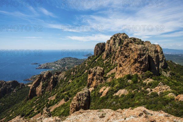Panorama, Pic du Cap Roux, near Anthéor, Saint-Raphaël, Massif de l'Esterel, Esterel Mountains, Département Var, Cote d'Azur, Provence-Alpes-Côte d'Azur, France