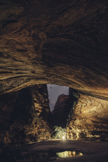 Bungle Bungle Range, Outback, hiking in Australia in high heat, Western Australia, Australia