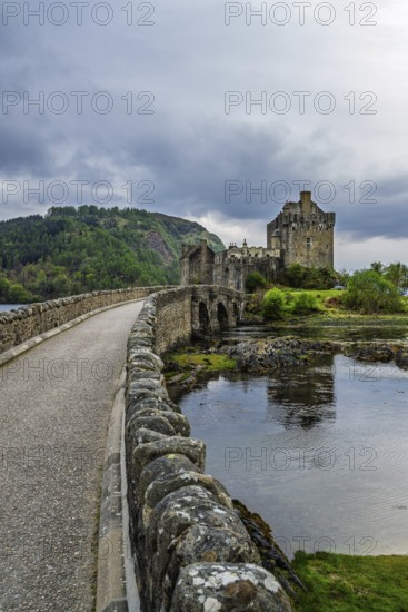 Eilean Donan Castle, Loch Duich, Isle of Skye, Highlands, Scotland, UK
