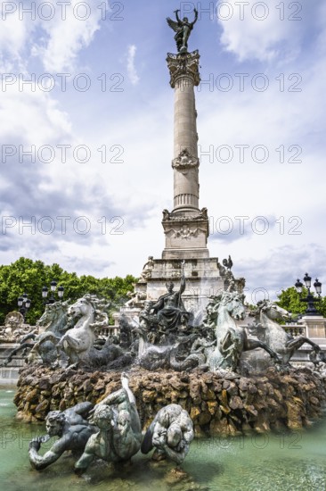 Fontaine du Char du Triomphe de la Concorde, Place des Quinconces, Bordeaux, Gironde, Nouvelle-Aquitaine, France