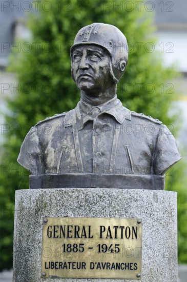 General Patton Memorial, General of the US Army in the Second World War, Place Patton, Avranches, Departement Manche, Normandy, France