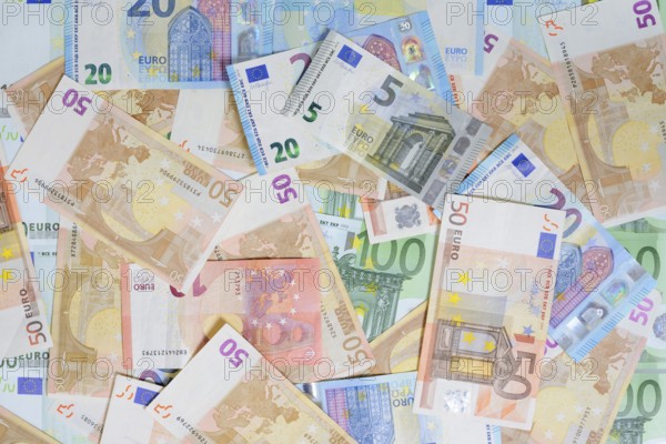 Various euro banknotes