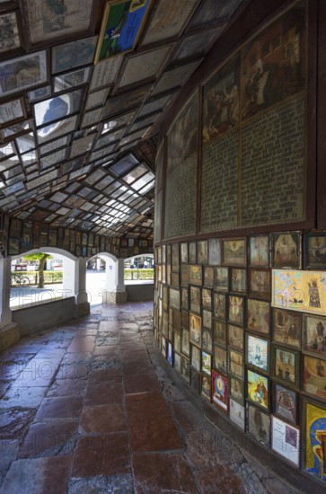 Votive plaques in the walkway around the Chapel of Grace, Kapellplatz, place of pilgrimage, Altötting, Upper Bavaria, Bavaria, Germany