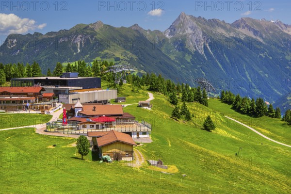 Mountain inns on the Penken, Mayrhofen, Zillertal, Zillertal Alps, Tyrol, Austria