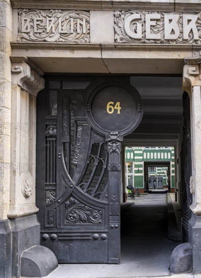 Old town house, historic residential and commercial building in Berlin Mitte, Klosterstraße, Klosterviertel, Berlin, Germany